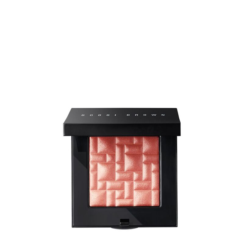Bobbi Brown Highlighting Powder image number 2
